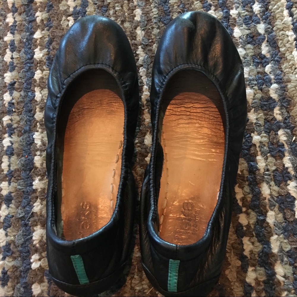 Tieks matte black size 7
